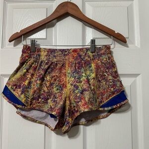 Lululemon seawheeze hotty hot short size 8 reg euc